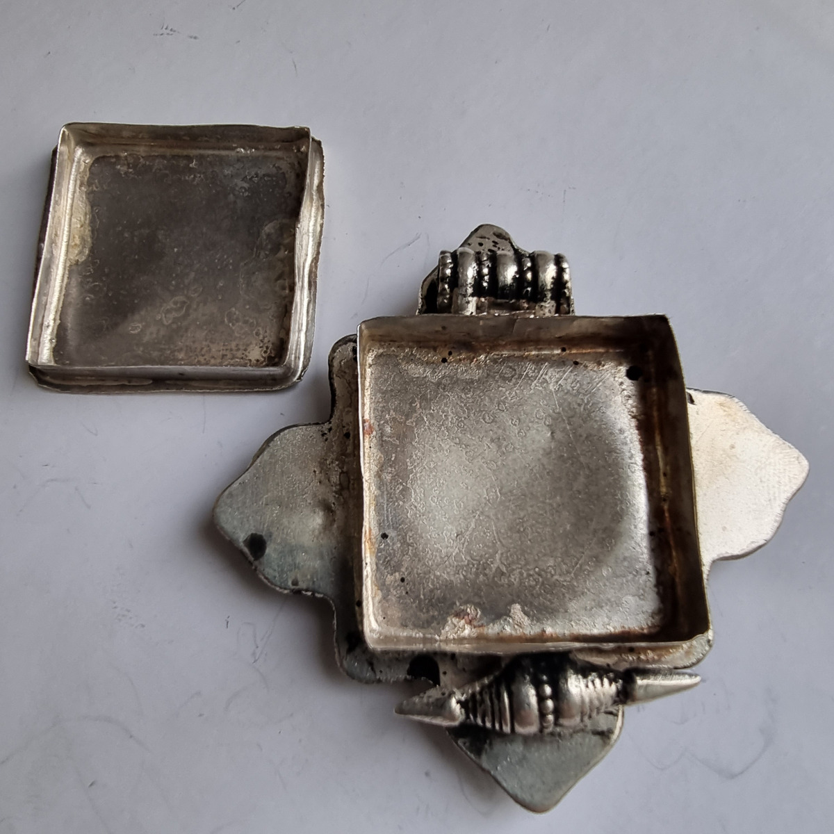 Dijes Importados Metal Mantra Suerte Fortuna Éxito Amor Paz - Imagen 170