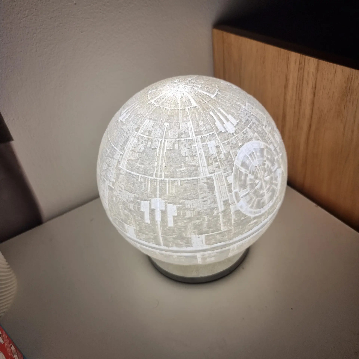 Velador Lámpara Led 3d Estrella De La Muerte Star Wars 18cm - Imagen 2