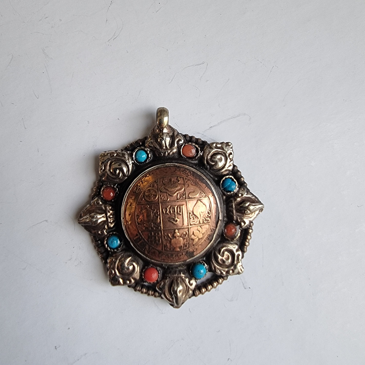 Dijes Importados Metal Mantra Suerte Fortuna Éxito Amor Paz - Imagen 175