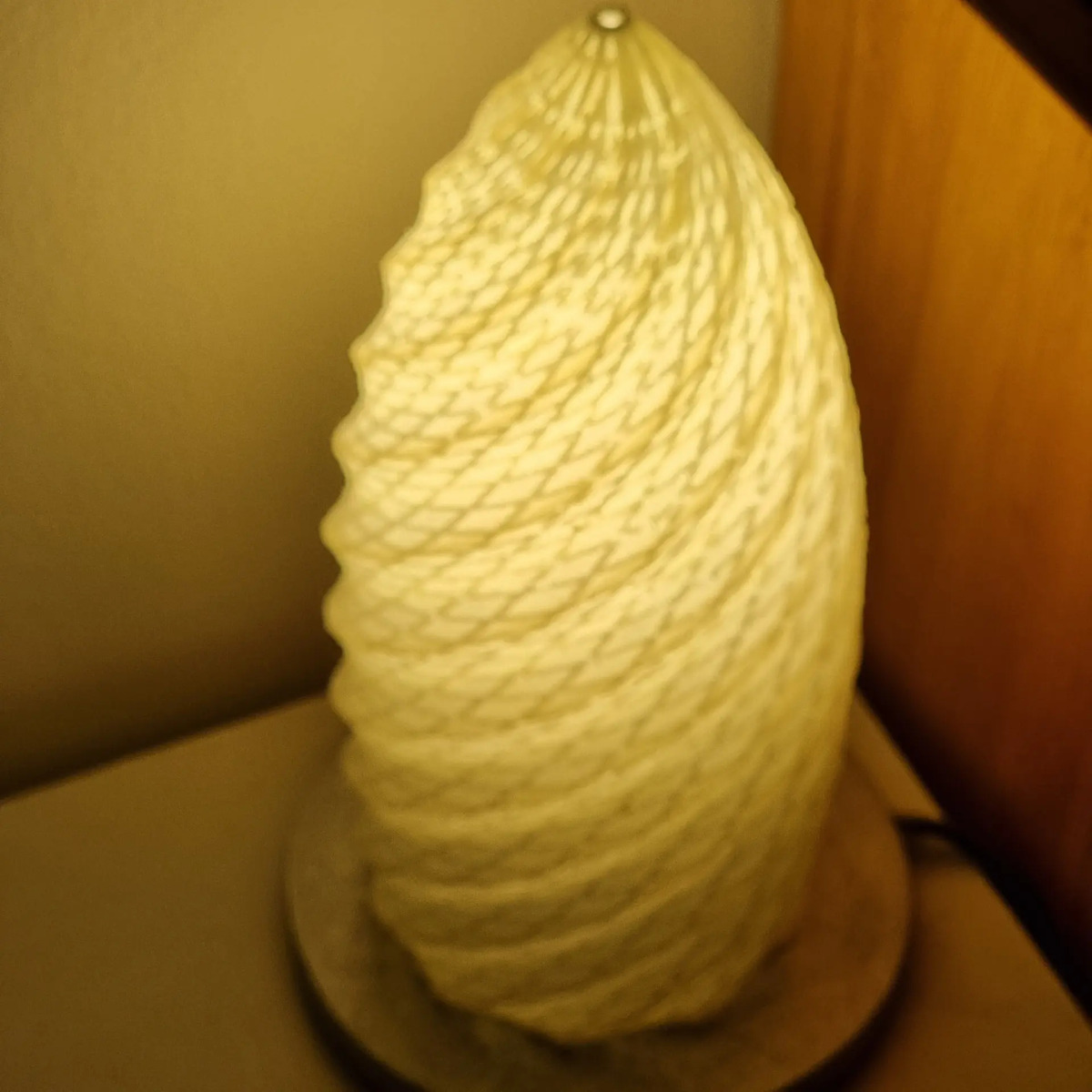 Velador Lámpara Led 3d Pepinillo Gherkin Londres 20cm - Imagen 4