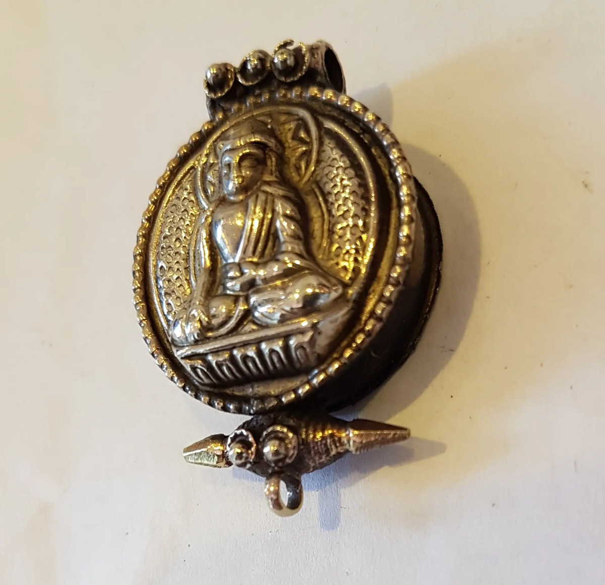 Dijes Importados Metal Mantra Suerte Fortuna Éxito Amor Paz - Imagen 155