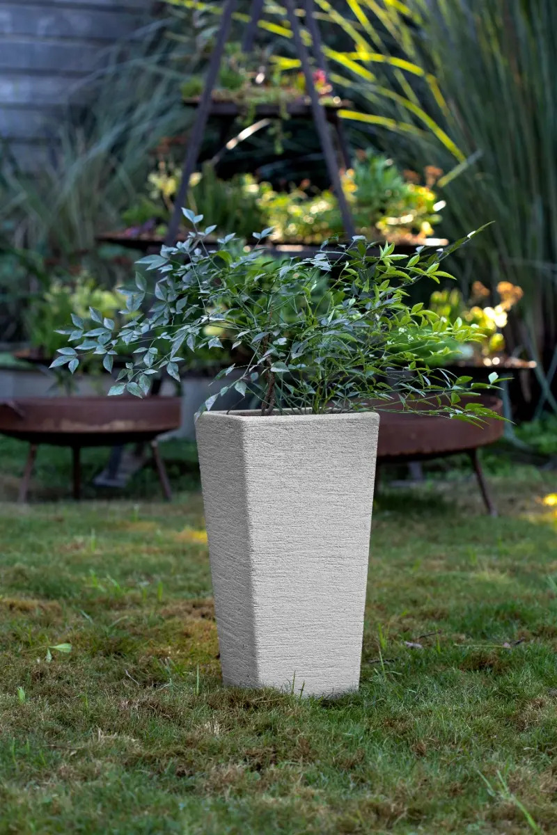 Maceta Piramidal Rustica 55cm Plástica Jardín Rayun - Imagen 15